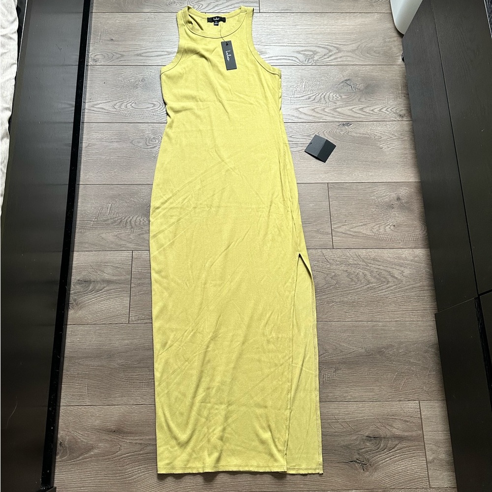 Women’s dress
